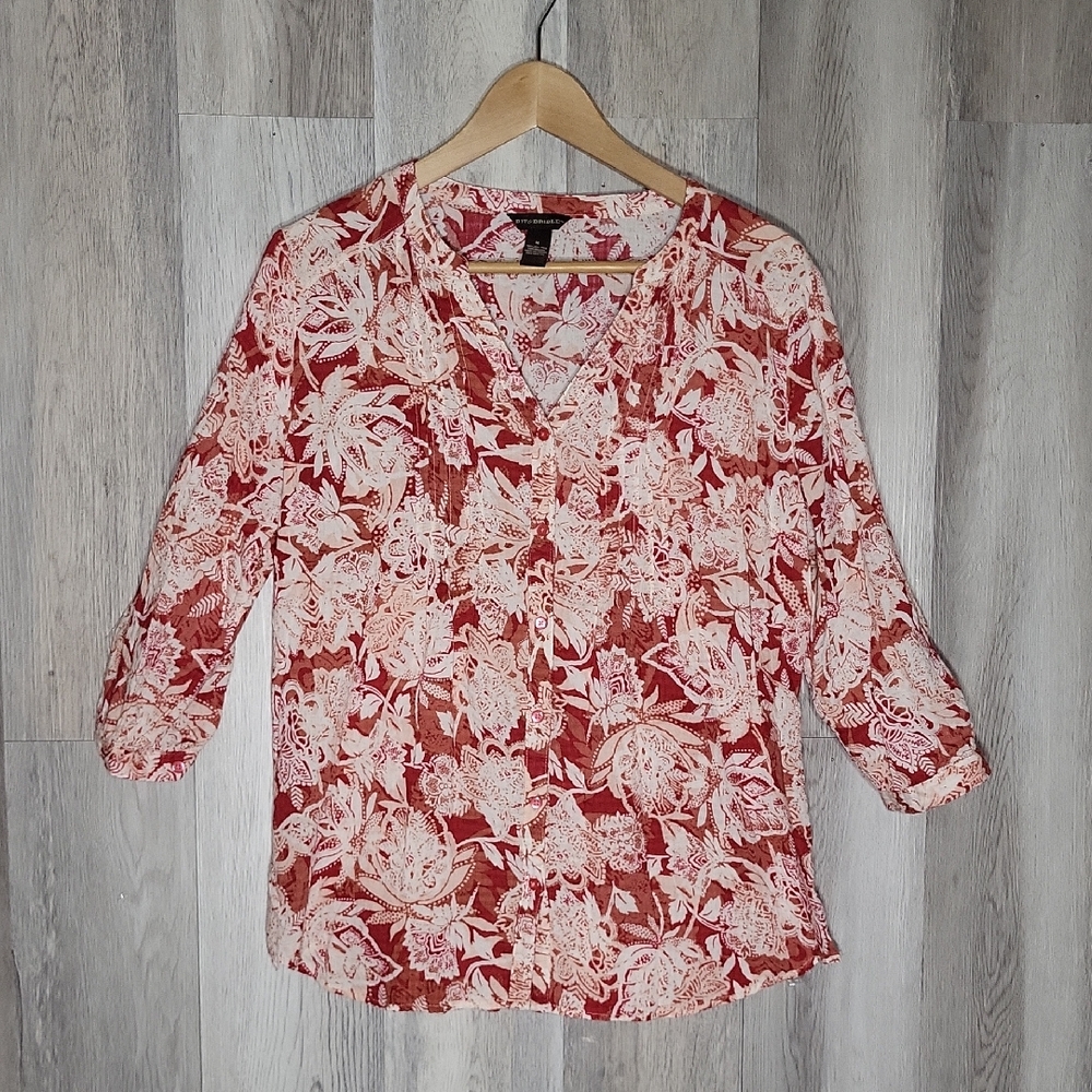Bit & Bridle Womens Medium Button Up Shirt Blouse Floral Collared 3/4 Sleeve